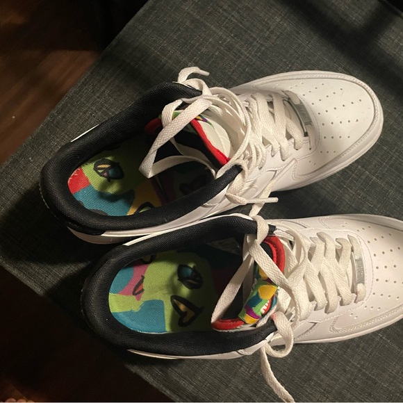 Air Force 1 - Picture 3 of 4